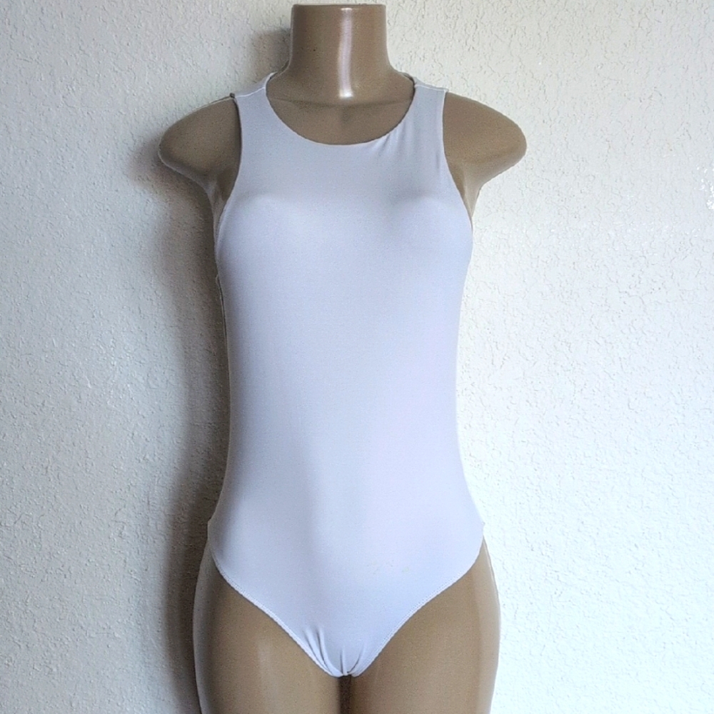 White Sleeveless Bodysuit - Picture 1 of 3